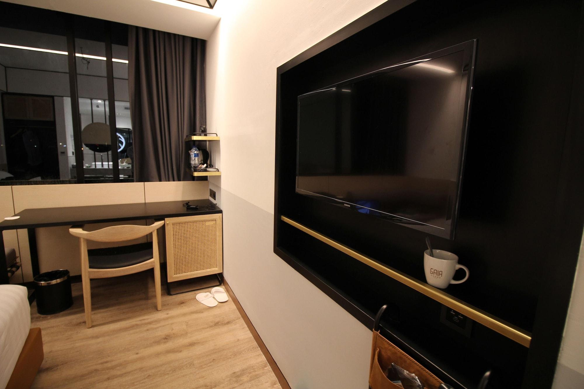 Gaia Cosmo Hotel Джокьякарта Экстерьер фото
