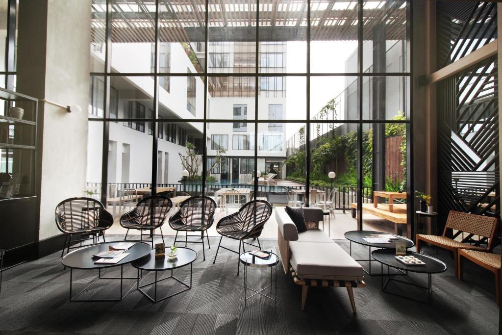 Gaia Cosmo Hotel Джокьякарта Экстерьер фото